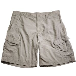 The North Face Nylon Cargo Shorts Khaki Tan Mens Sz 36